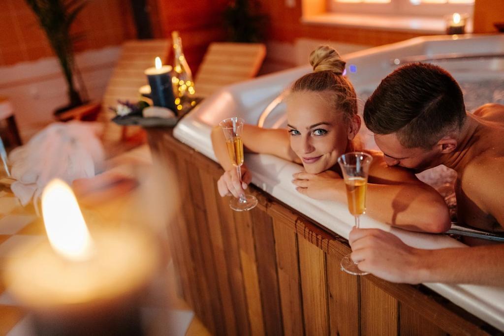 Hotel Akademie A Depandance Vila Jarmila Velké Bílovice Екстериор снимка